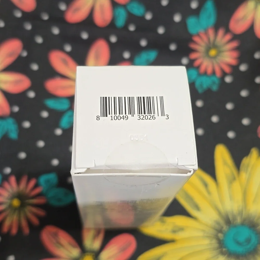 About-Face Light Lock Highlight Fluid Shade Shaken or Stirred